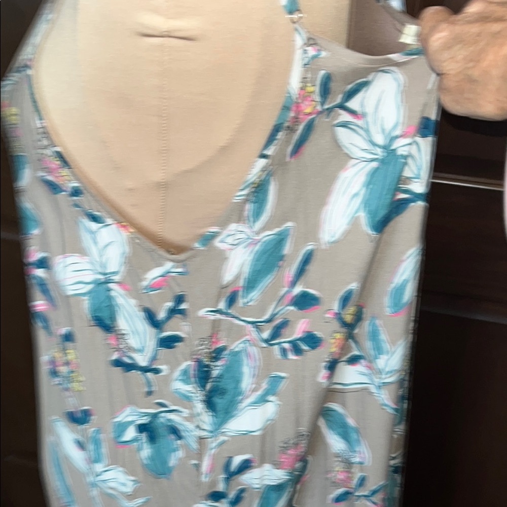 Kori Tan and Blue Spaghetti Strap Sundress - Picture 5 of 10
